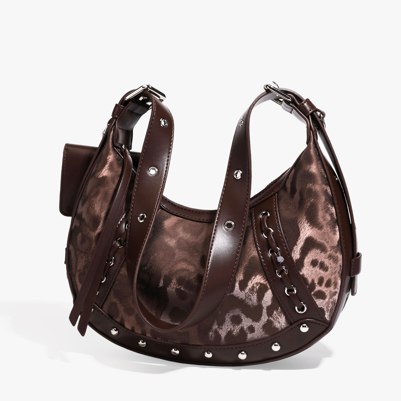 Chinese Style Leopard Saddle B - огляд і ціна Interior Design Vintage Style
