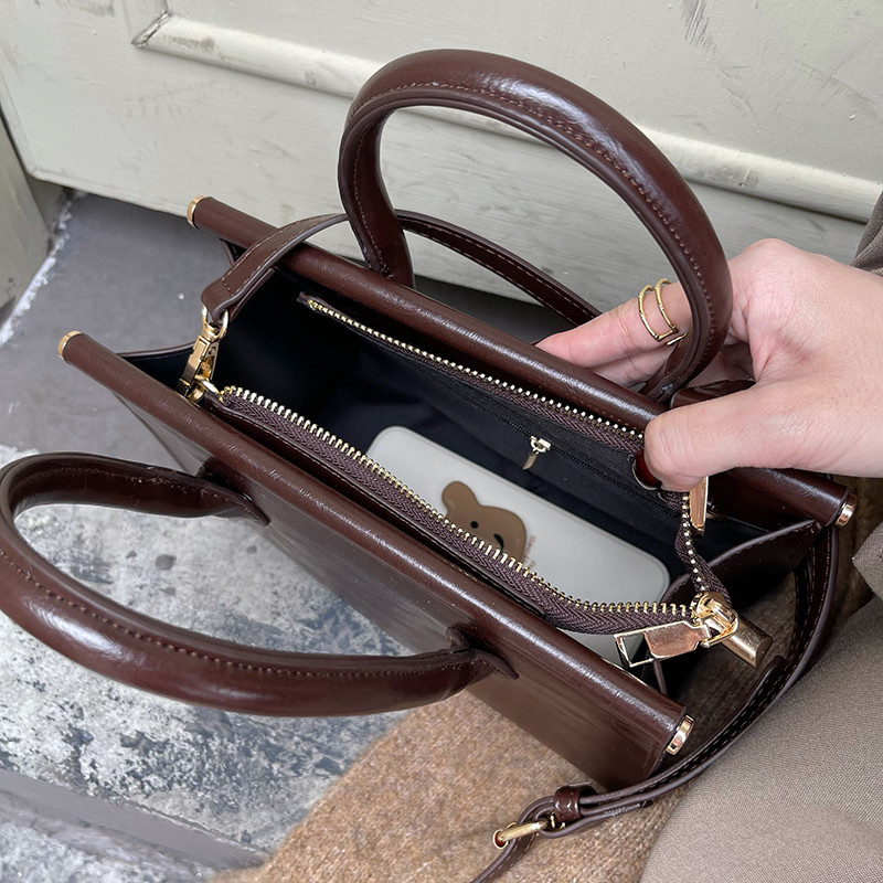Vintage Oil Wax Women Handbag  - огляд і ціна Interior Design Vintage Style