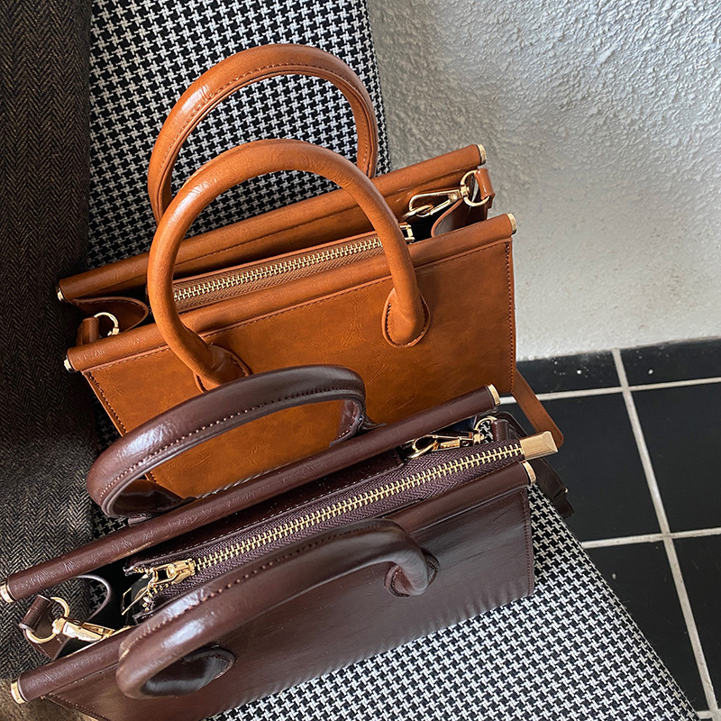 Vintage Oil Wax Women Handbag  - огляд і ціна Interior Design Vintage Style